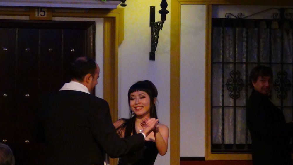 Foto extraída de Don Giovanni en Sevilla de Ópera junto a Sachika Ito y Luciano Miotto